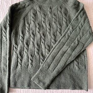 Classic Cable Knit Women’s Sweater - Olive Green